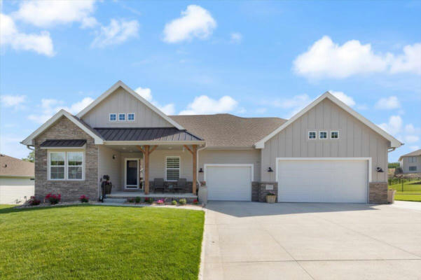 1745 SYCAMORE ST, COUNCIL BLUFFS, IA 51503 - Image 1